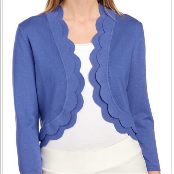 Cable Gauge Scalloped Sweater 